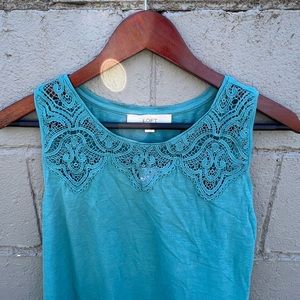 Scroll lace yoke shell
